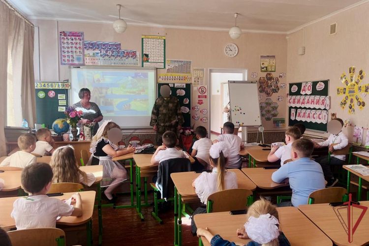 В Херсонской и Запорожской областях дан старт всероссийской ведомственной акции «Каникулы с Росгвардией»