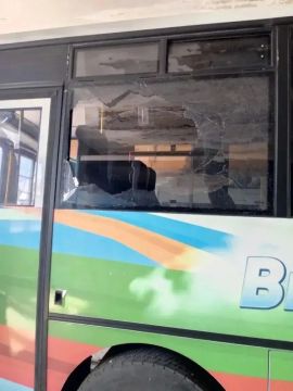 Дрон ВСу атаковал автобус, который находился около больницы в Запорожской области