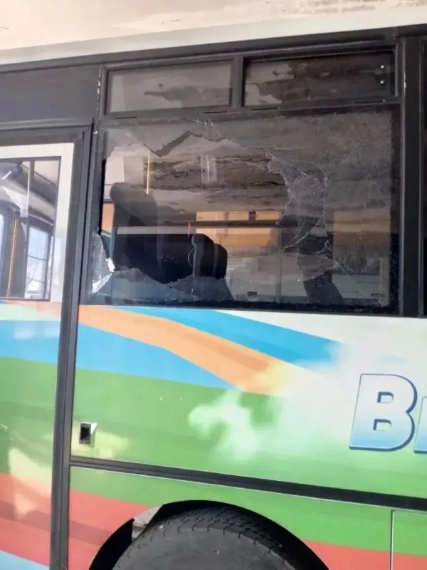 Дрон ВСу атаковал автобус, который находился около больницы в Запорожской области