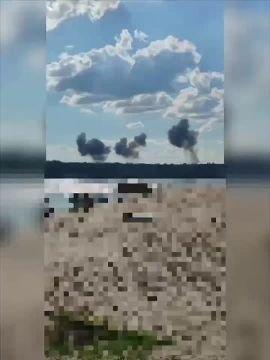 Серия мощных ударов с воздуха нанесена по целям в Запорожье, в том числе, по гидроэлектростанции