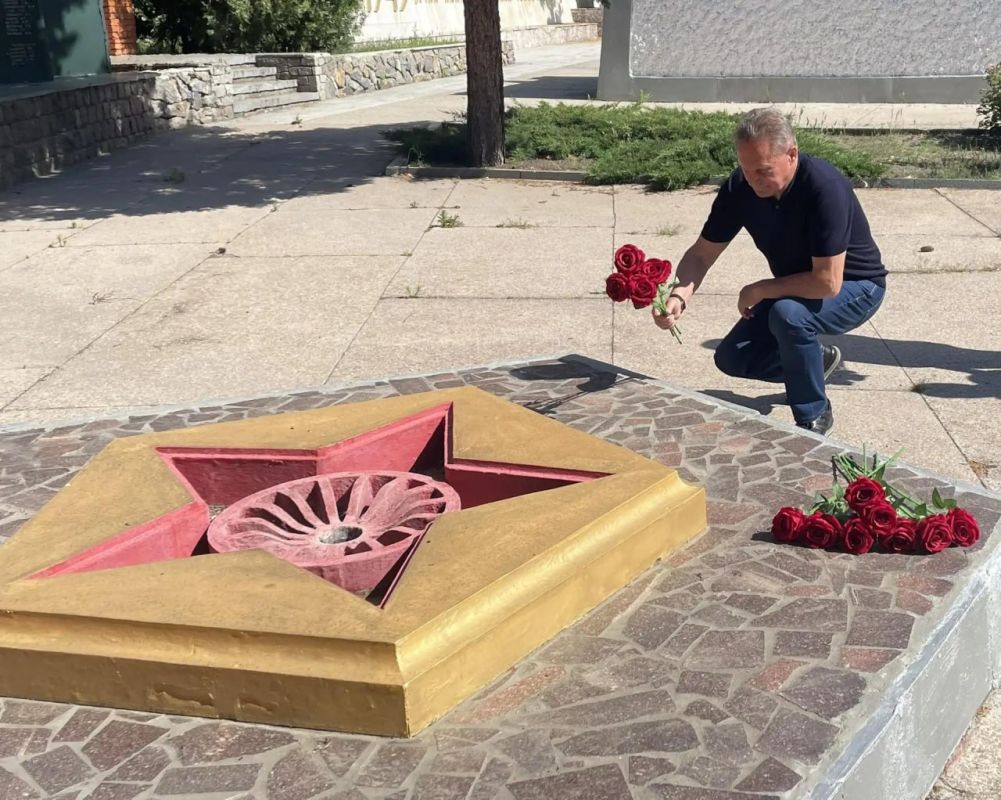День памяти и скорби: в Токмакском муниципальном округе почтили память защитников Родины