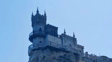 Власти Крыма приостановили прием детей в летние лагеря