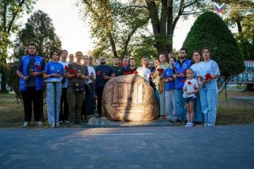 В Мелитополе возложили цветы к монументу «1941