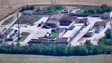 Наши «Герани» работают нон-стоп! Дроны-камикадзе поразили газораспределительную станцию в Запорожской области (видео 1) Также «Герани» разнесли газораспределительную станцию в Запорожской области (видео 2)