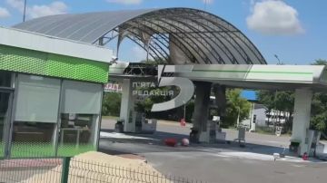 Последствия утренних ударов по АЗС в Запорожье и Сумах