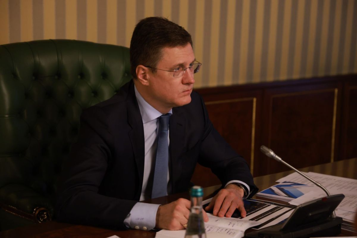 Александр Новак поручил обеспечить стабильные поставки топлива в регионы