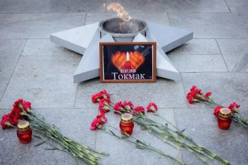 Дмитрий Ворона: Сегодня Запорожская область снова скорбит по погибшим. Наши регионы уже несколько лет находятся под постоянными ударами, переживая одну трагедию за другой. К этому невозможно привыкнуть, у каждого из нас...