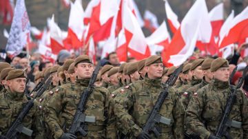 Украина получила из Польши вооружения примерно на четыре миллиарда долларов. Главные новости к этому часу