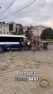 В ход пошло оружие пролетариата