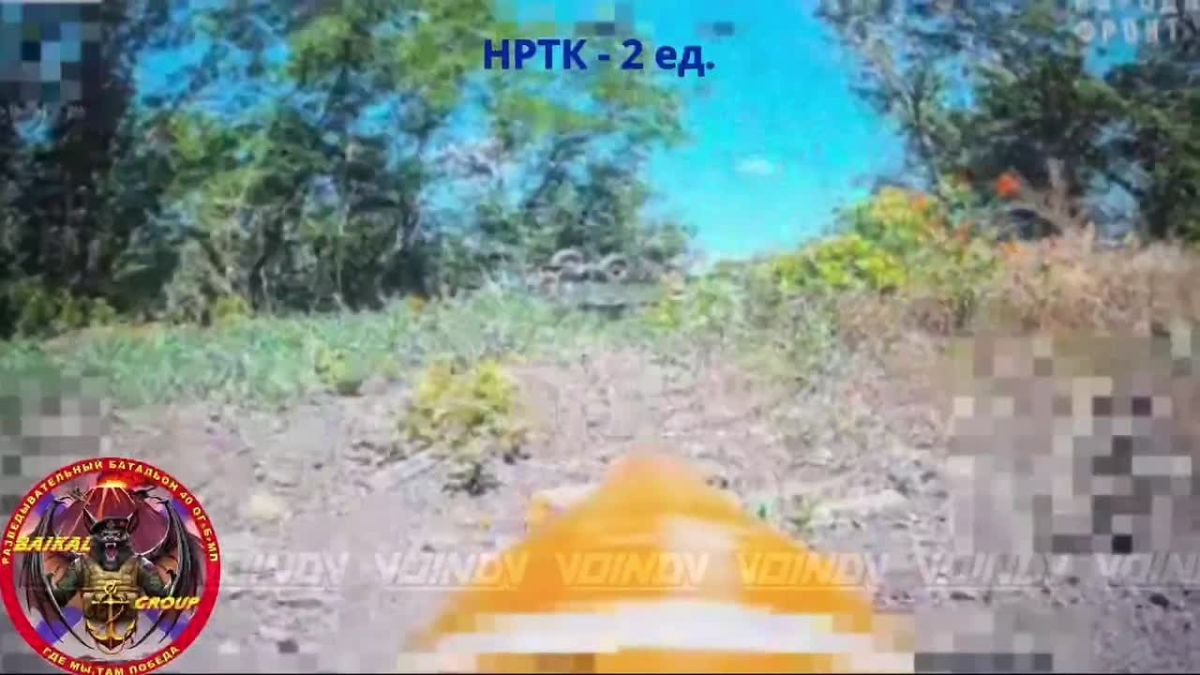 Операторы БпЛА 40 отдельной гвардейской бригады морской пехоты группировки войск «Восток» выявили и уничтожили наземные роботизированные комплексы противника, сорвав очередной подвоз боеприпасов ВСУ на Запорожском направлении