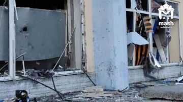 Всушный беспилотник подорвал автобусную остановку в Энергодаре — погибла 55-летняя женщина, ещё четверо человек пострадали