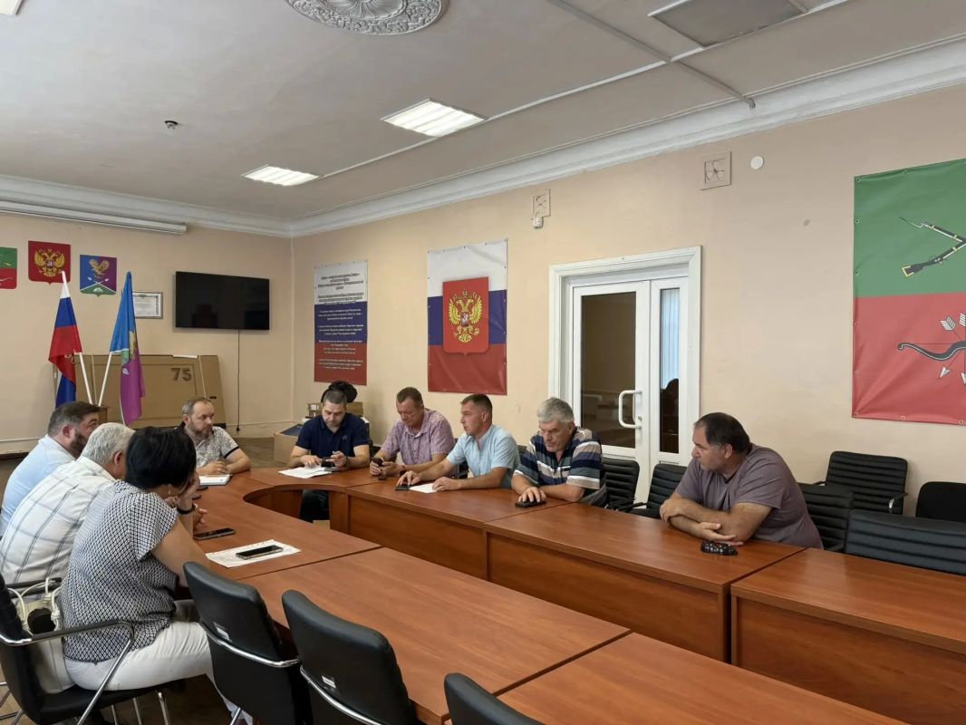 В пгт Розовка состоялось рабочее совещание по вопросам водоснабжения