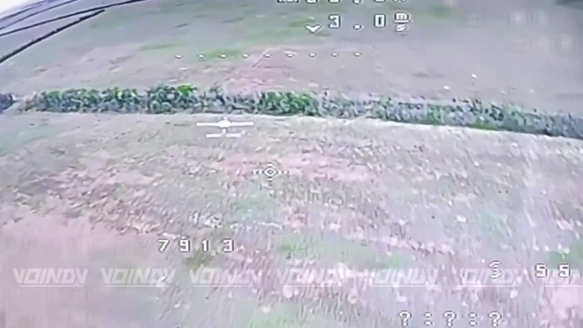 Операторы БпЛА 77 отдельного полка беспилотных систем группировки войск «Восток» продолжают защищать небо Запорожской области от присутствия БпЛА гексакоптерного ВСУ