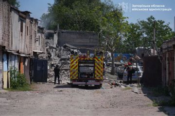 Прилетело по гаражному кооперативу в Вознесенском районе оккупированного киевским режимом Запорожье