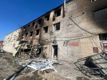 Последствия атаки ВСУ на Приморск в Запорожской области публикует губернатор Балицкий