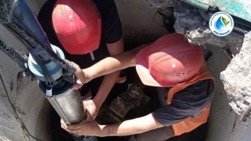 Сотрудники филиала «Мелитопольское ПУВКХ» ГУП ЗО «Вода Запорожья» завершили работы по замене глубинного насосного оборудования на одной из артезианских скважин, обеспечивающих водоснабжение с. Константиновка городского...