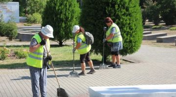 В Мелитополе привели в порядок территорию Братского кладбища