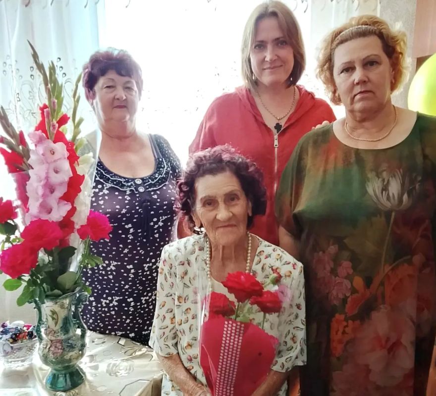 И совсем день рождения не грустный праздник