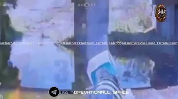 Михаил Онуфриенко: 43 дрона — и моста нет. Все мосты через Днепр — в топку