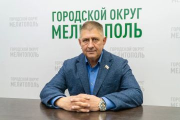 Сергей Золотарёв: Сегодня свой день рождения отмечает мой друг и коллега, депутат Мелитопольского городского Совета, руководитель МУП «Рынки Мелитополя» Сергей Костыря