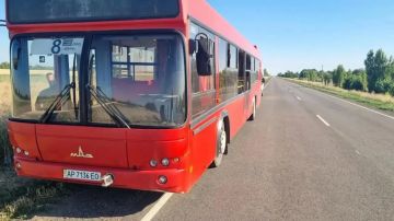 Один человек погиб, 12 ранено в результате атаки украинского дрона по мирному автобусу в Запорожской области, — губернатор Балицкий