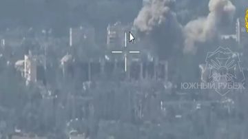 Расчёт артиллерии Южной группировки войск с применением РСЗО «Торнадо-С» в н.п. Дружковка уничтожил пункт временной дислокации ВСУ с 15 боевиками