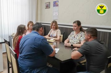 Сергей Золотарёв: В администрации городского округа Мелитополь состоялось заседание комиссии по предоставлению безвозмездной натуральной помощи
