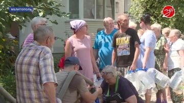 Предприятие «Вода Запорожья» подвозит воду населению согласно графику