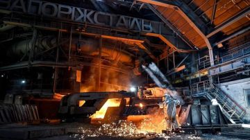 Стратегическое предприятие "Запорожсталь", пораженное российским ударом, полностью остановило работу