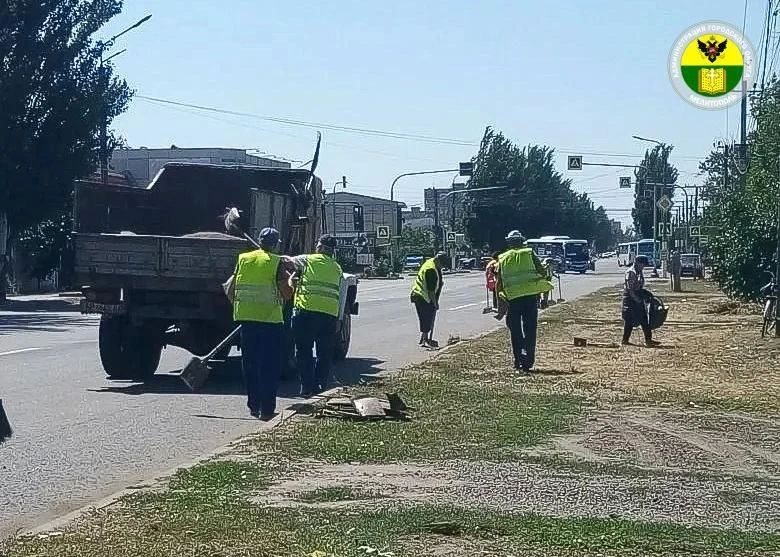 Субботник на проспекте 50-летия Победы, Ломоносова и Фрунзе