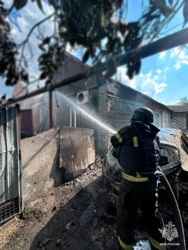 Последствия атаки БПЛА ликвидировали сотрудники МЧС России в Васильевке