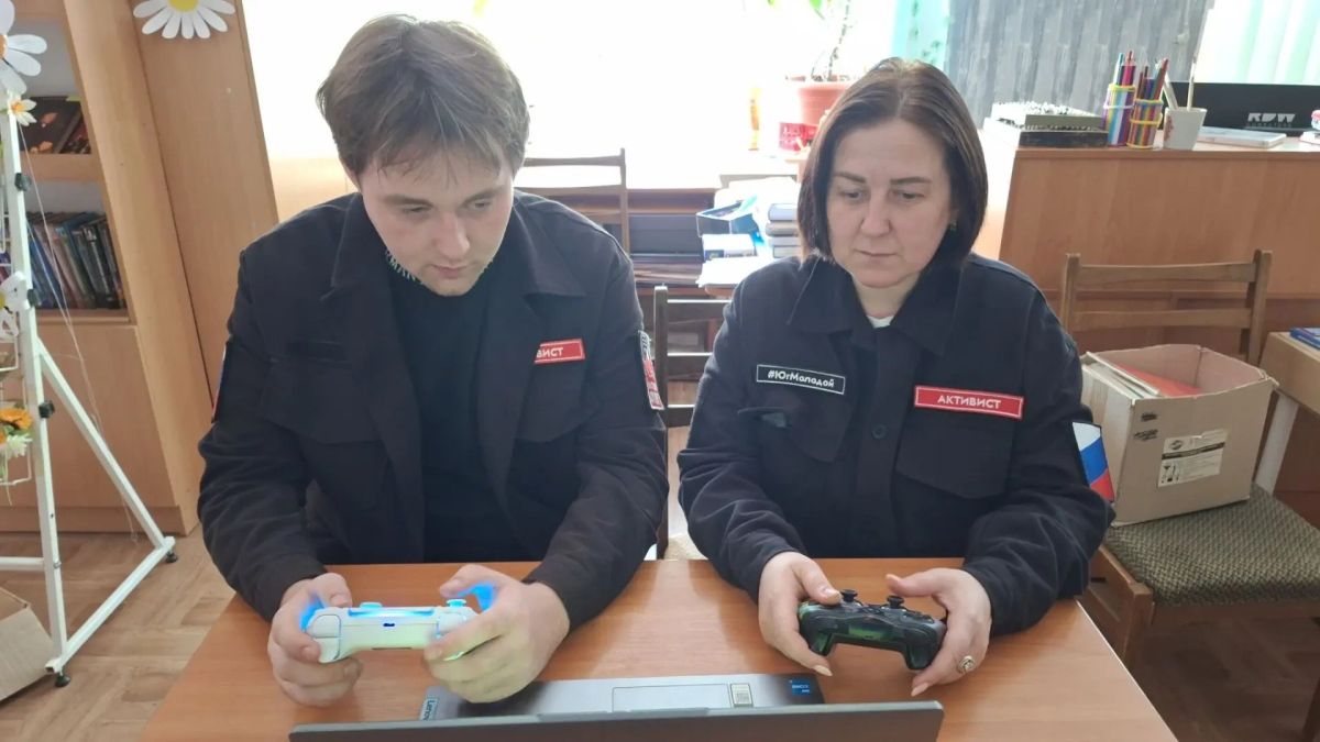 В ритме киберспорта: энергия и командная поддержка!