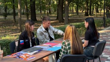 Лето, солнце и фестивальные локации в парке