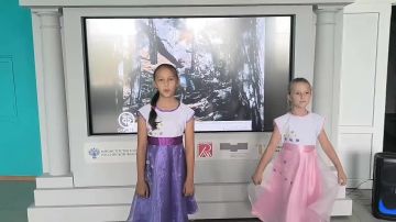 Продолжаем знакомство с участниками I районного фестиваля-конкурса "Песни из советских кинофильмов"