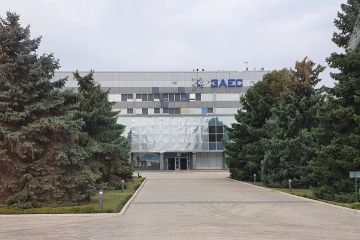 Беспилотник ВСУ атаковал автомобиль с персоналом Запорожской АЭС