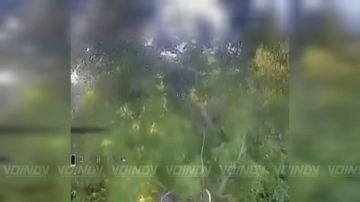 Операторы БпЛА 394 гвардейского полка 127 дивизии 5 армии группировки войск "Восток" пресекли работу дронов ВСУ, уничтожив наземные станции управления на Запорожском направлении