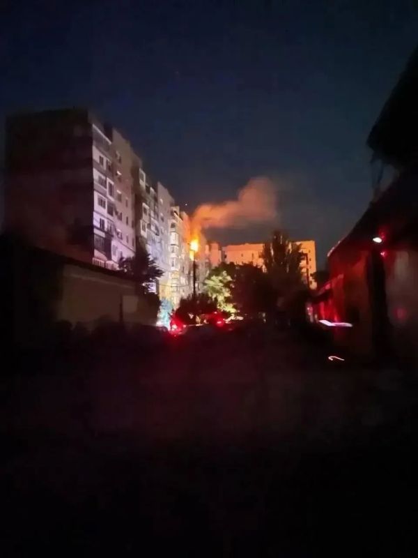 WarGonzo: ВСУ ударили по многоэтажке в Мелитополе – мужчина погиб