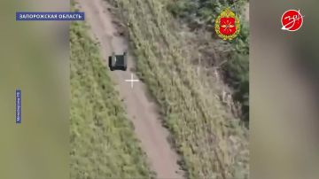 Российские военнослужащие продолжают наносить удары по живой силе, технике и объектам ВСУ на запорожском направлении