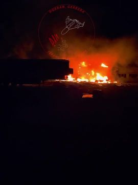 Минувшей ночью с использованием БПЛА «Герань-4» был нанесены удары по стоянке грузового транспорта и зданиям технического обслуживания в Космическом районе города Запорожье