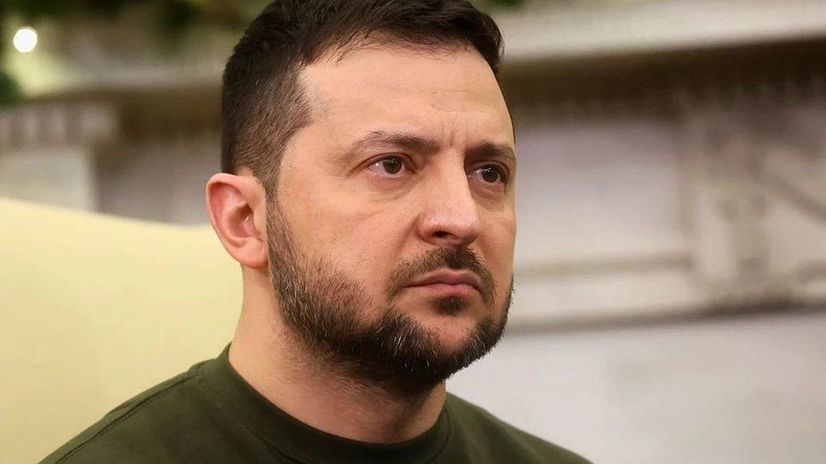 Зеленский хотел в Запорожье, а попал в Зазеркалье: его заподозрили в монтаже видео