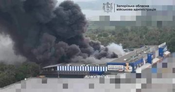 Эдуард Басурин: Минобороны РФ сообщает о продолжении массированных групповых ударов, направленных на дезорганизацию системы снабжения вооруженных сил Украины