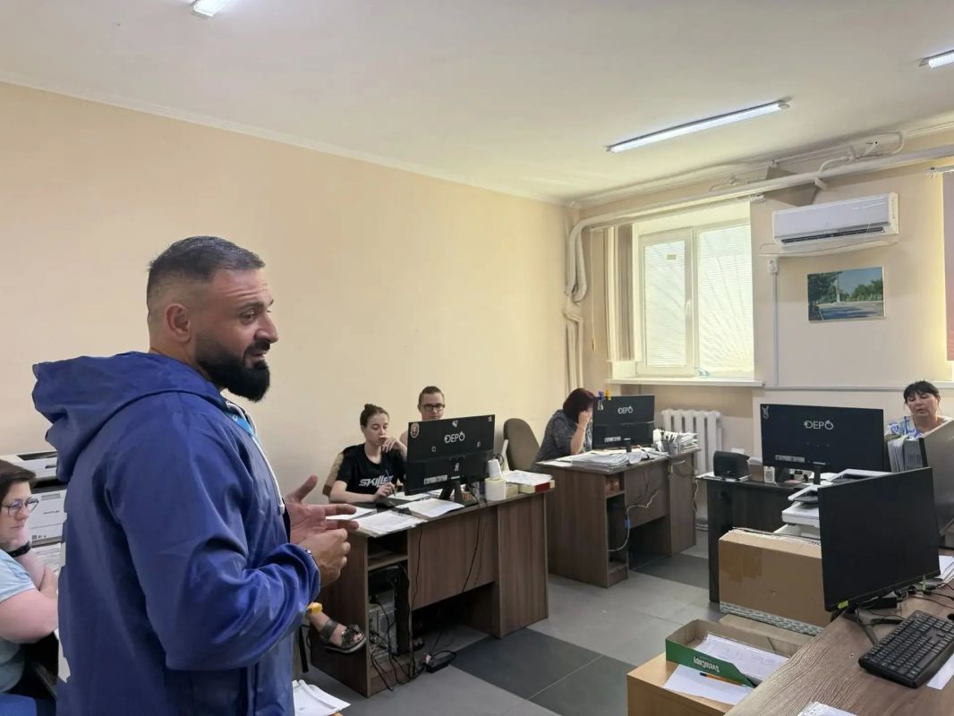Депутаты Заксобрания Запорожской области встретились с коллективом ГУП «Аптечный опт»