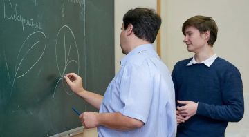«Сферум» запустил сервис автоматических напоминаний для учителей и родителей