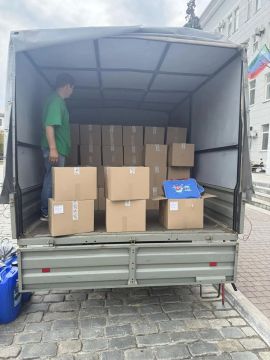 Ученики начальных классов бердянских школ получат к новому учебному году подарки от шефов из Твери