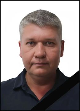 С прискорбием сообщаем о скоропостижной кончине депутата Васильевского окружного Совета депутатов, Председателя постоянной комиссии по законности и депутатской этике Бетина Александра Анатольевича (14.03.1978 — 28.08.2026)