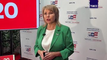 Военнослужащие, проходящие службу в зоне спецоперации, приступили к досрочному голосованию в ходе выборов в Госдуму на территории Запорожской области, сообщила председатель регионального избиркома Галина Катющенко