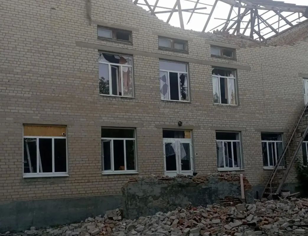 Детский сад «Калинка» попал под удар дрона ВСУ в Запорожской области, сообщил губернатор Евгений Балицкий