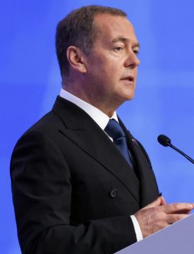 Руководство Германии встали на путь забвения результатов Второй Мировой войны — Медведев