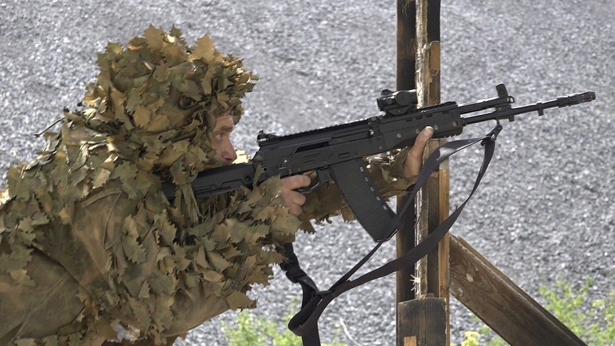 Российский боец, считавшийся погибшим, выжил и взял в плен боевика ВСУ: как ему это удалось