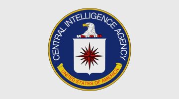 Документалист из США: ЦРУ и МИ-6 готовили украинскую эскалацию сразу с 1945 года